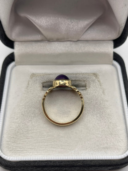 9ct gold cabochon amethyst ring