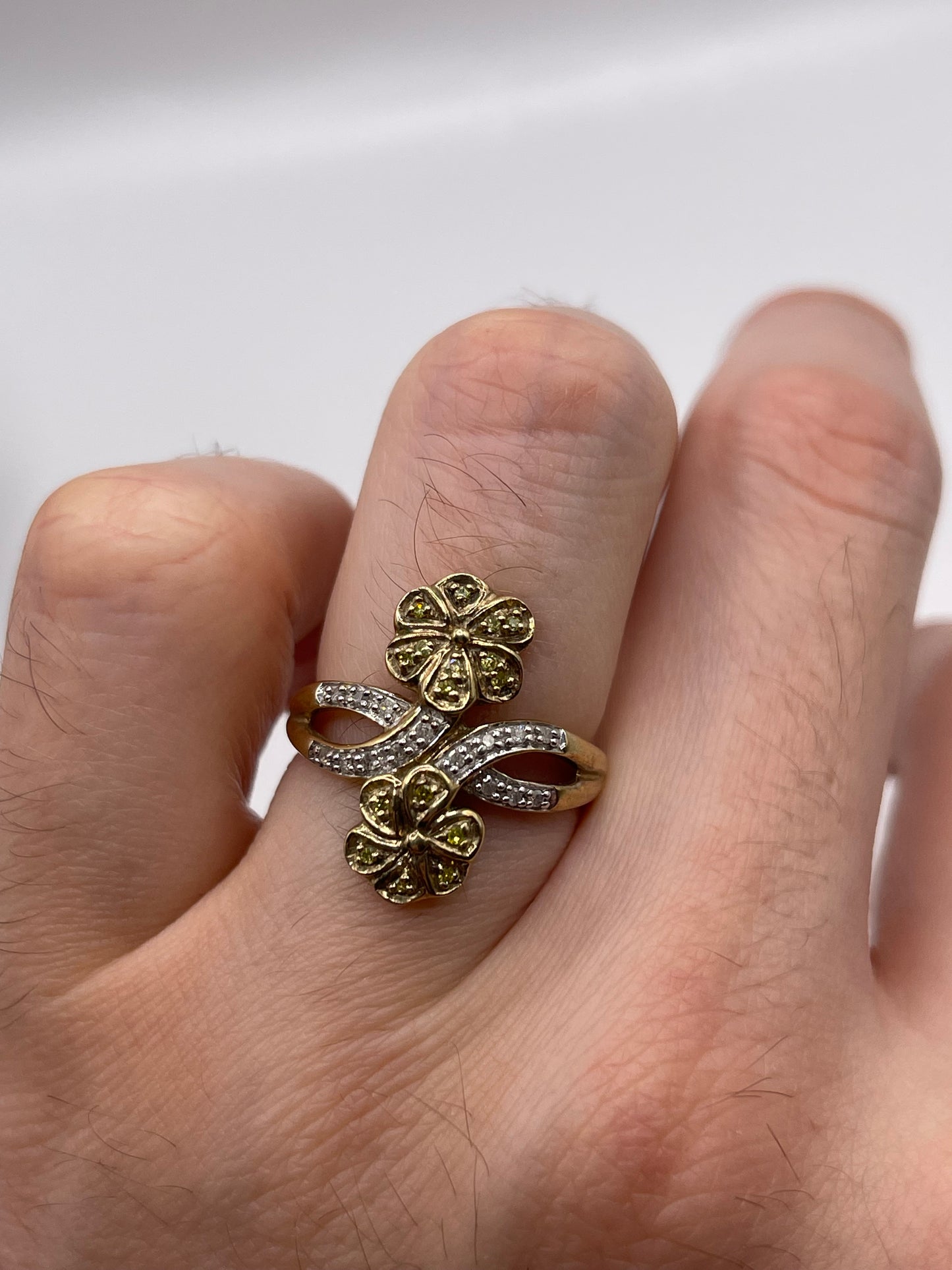 9ct gold diamond cluster ring