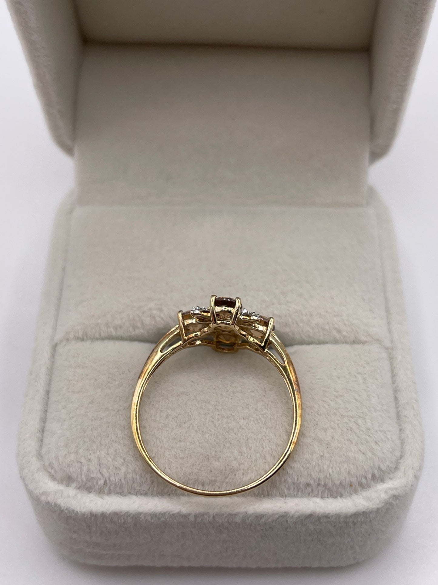 9ct gold quartz and zircon ring