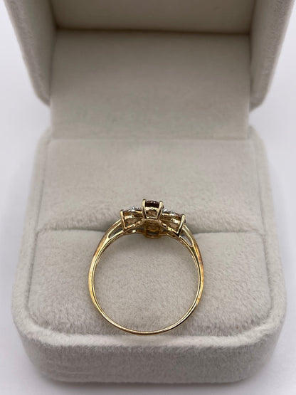 9ct gold quartz and zircon ring