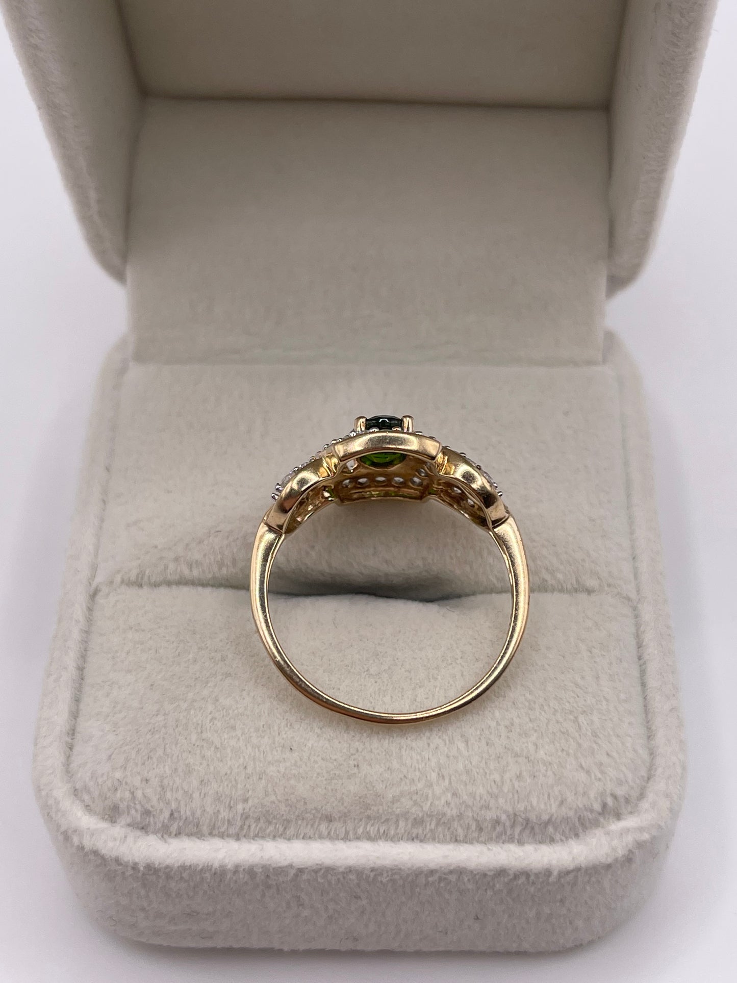 9ct gold diopside and zircon ring