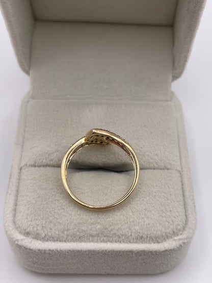9ct gold diamond cluster ring