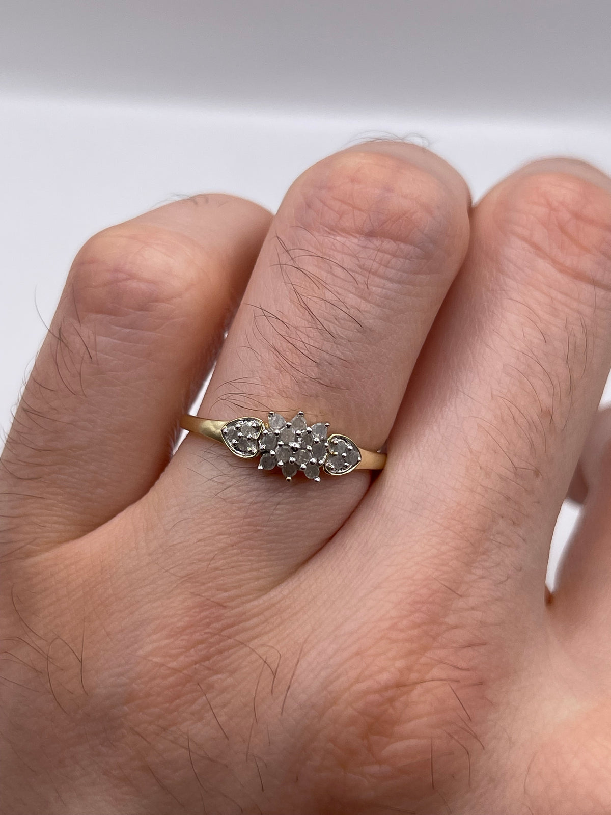 9ct gold diamond cluster ring