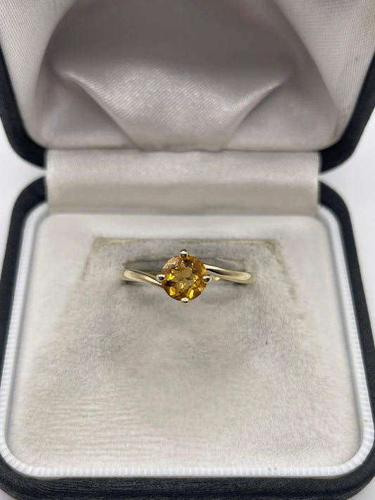 9ct gold citrine ring