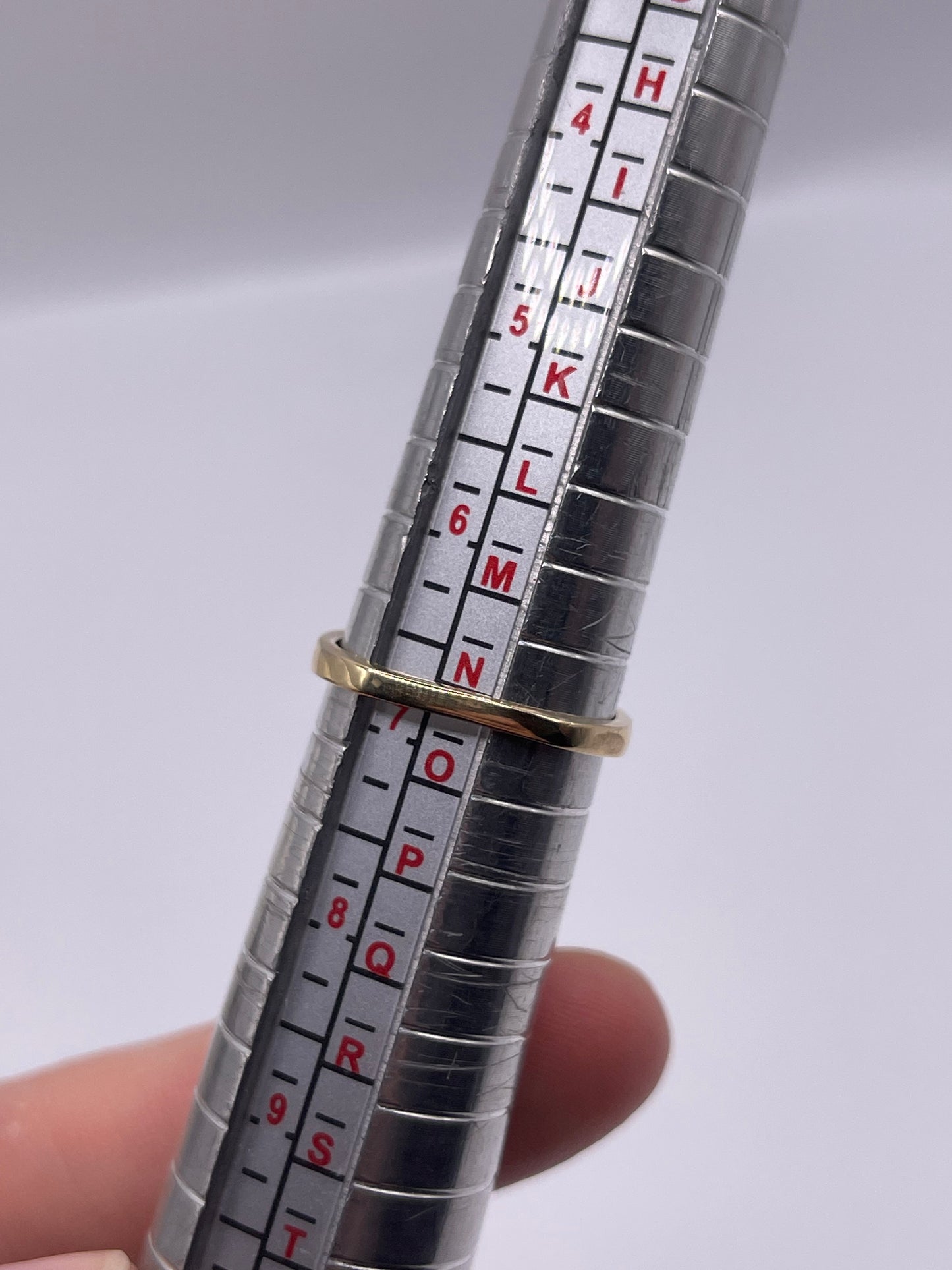 9ct gold ruby and diamond ring