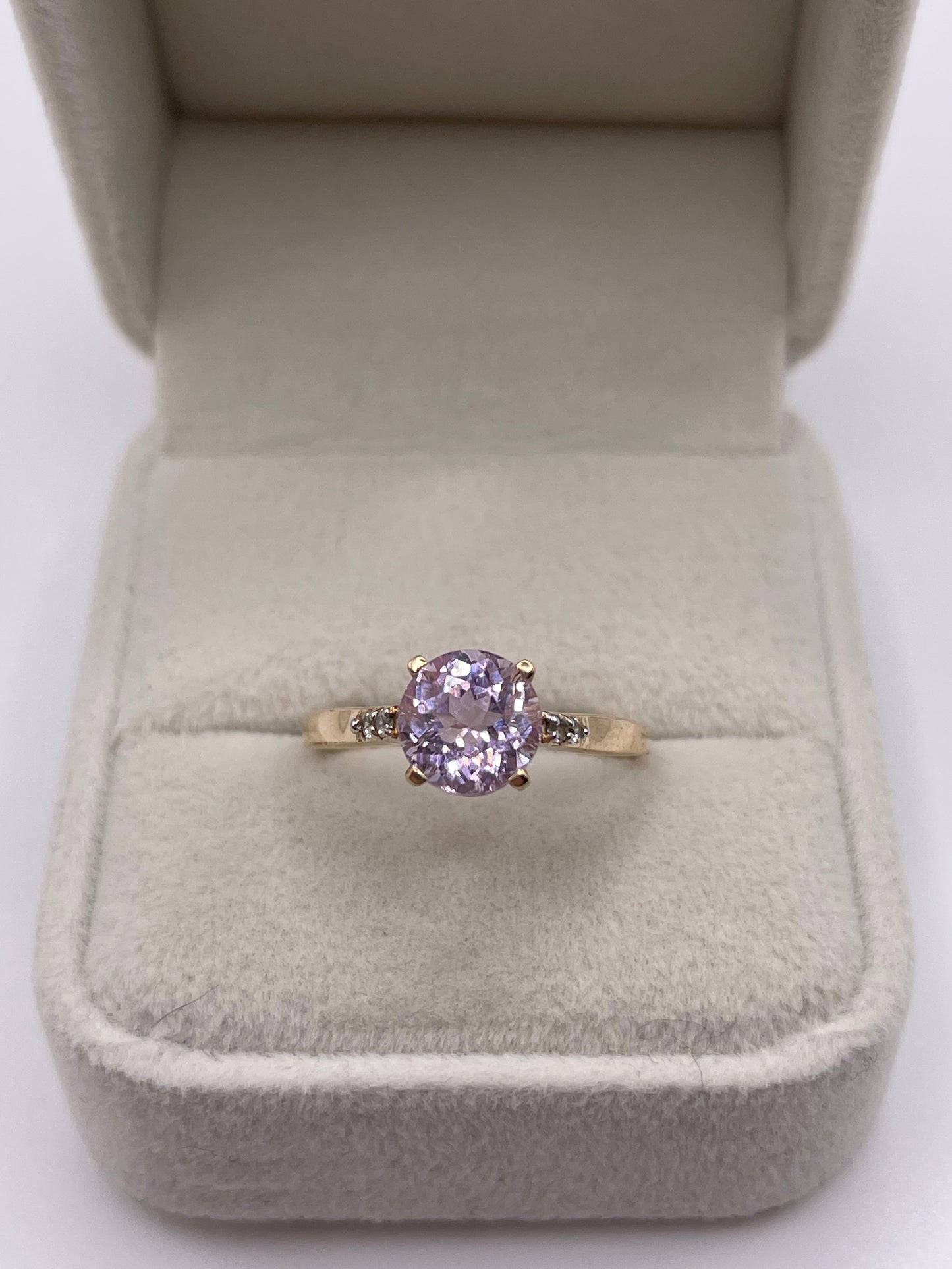 9ct gold kunzite and zircon ring
