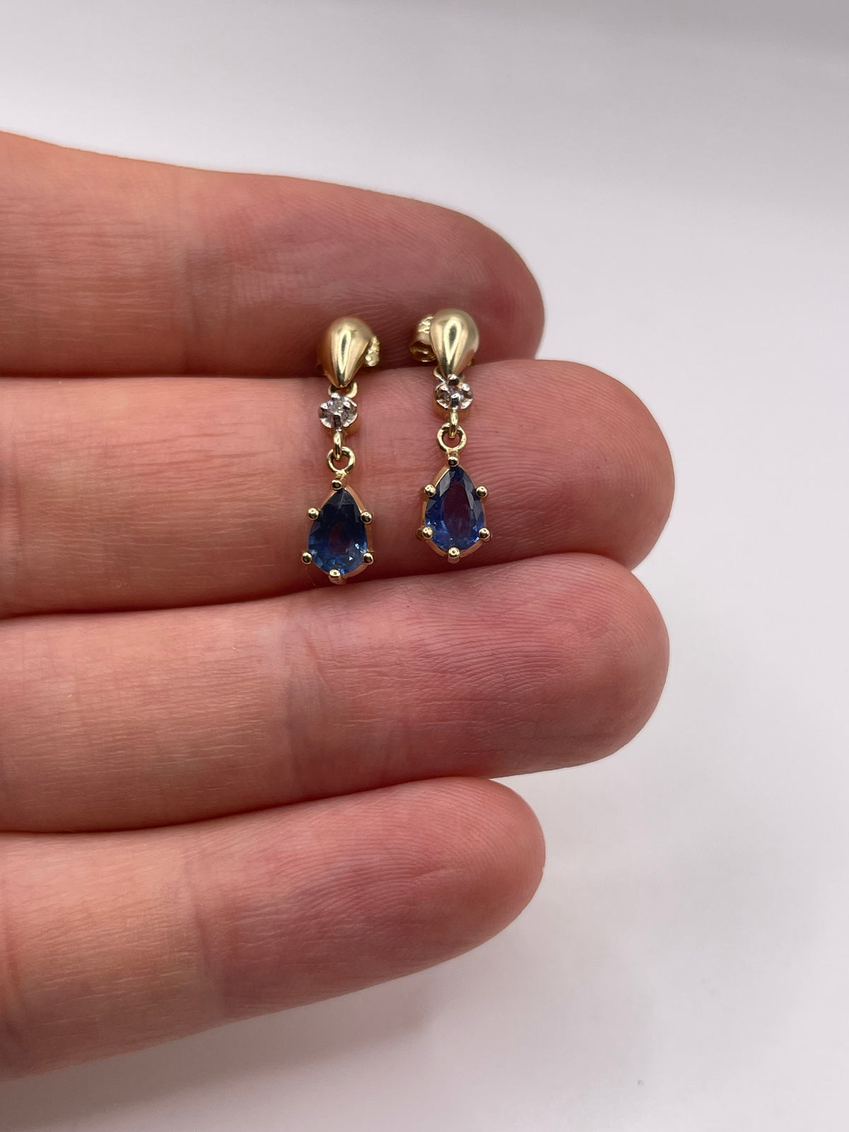 9ct gold sapphire and diamond earrings
