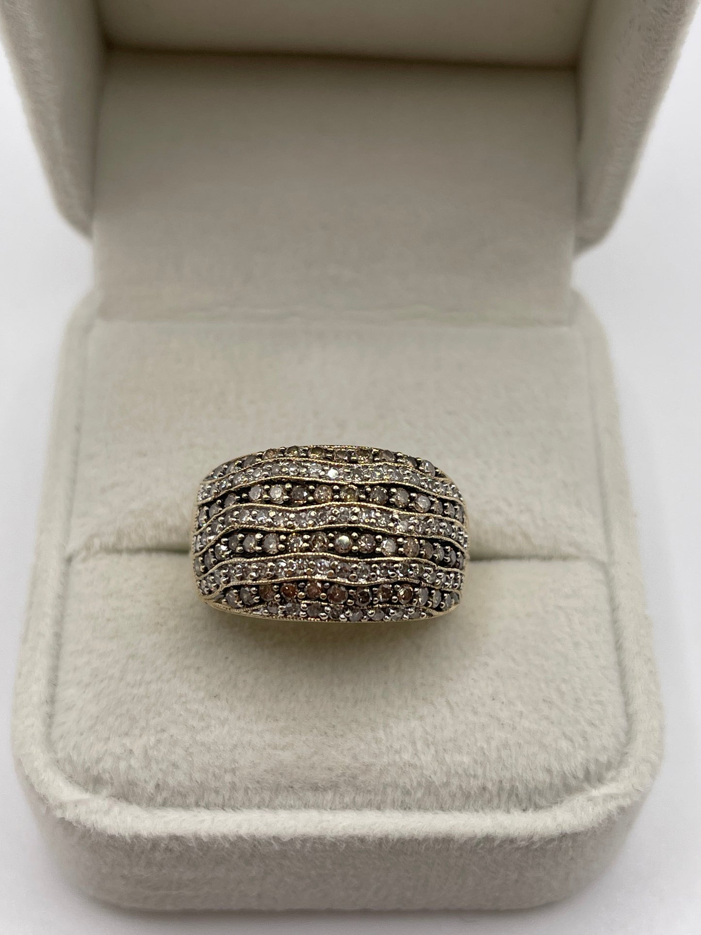 9ct gold diamond cluster ring