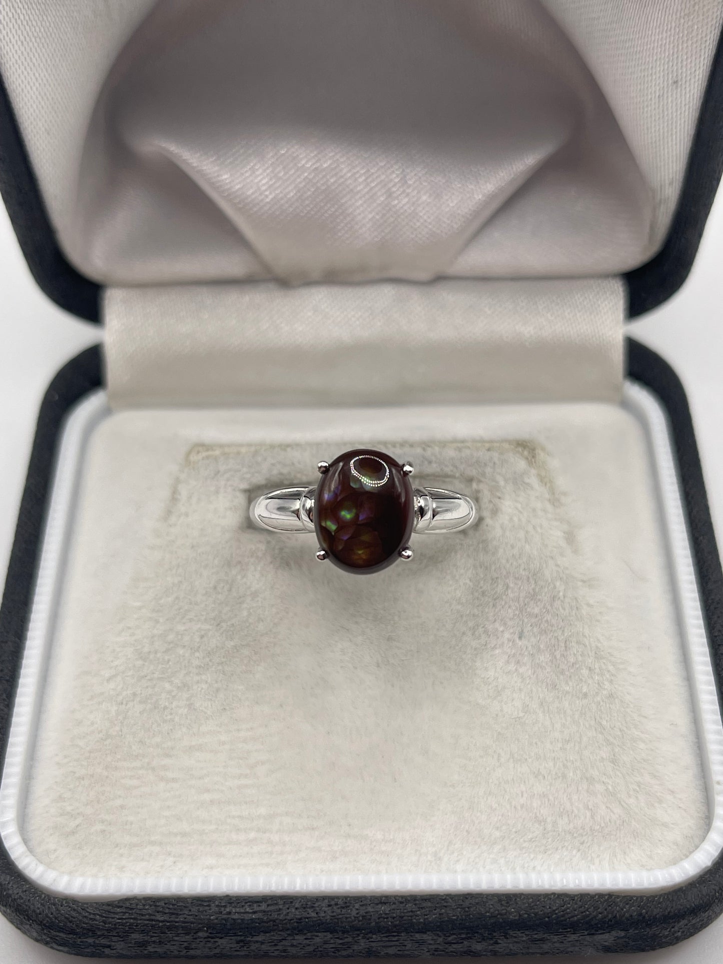 9ct white gold opal ring