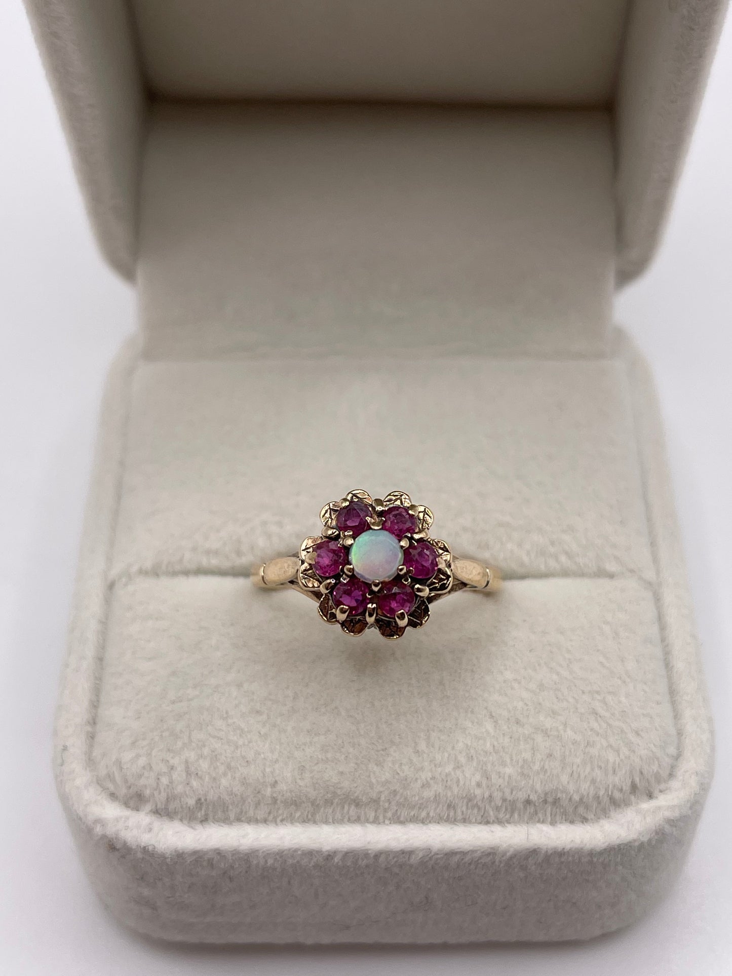 9ct gold opal and ruby ring