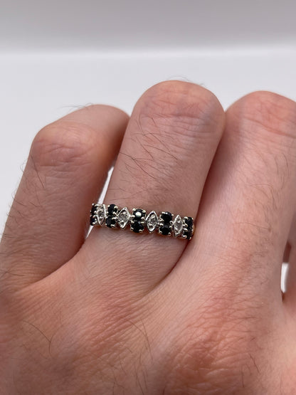 9ct gold sapphire and diamond ring
