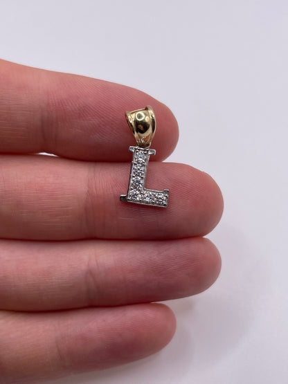 9ct gold cz initial L pendant