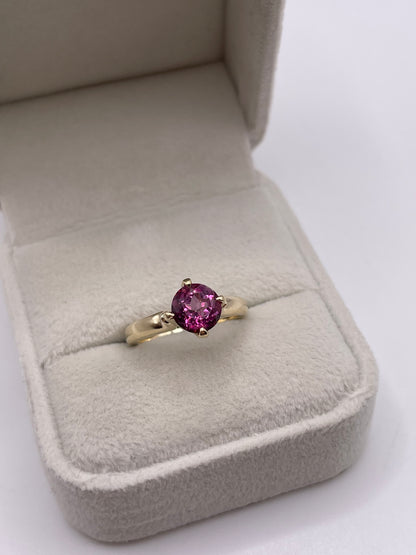 9ct gold pink topaz ring