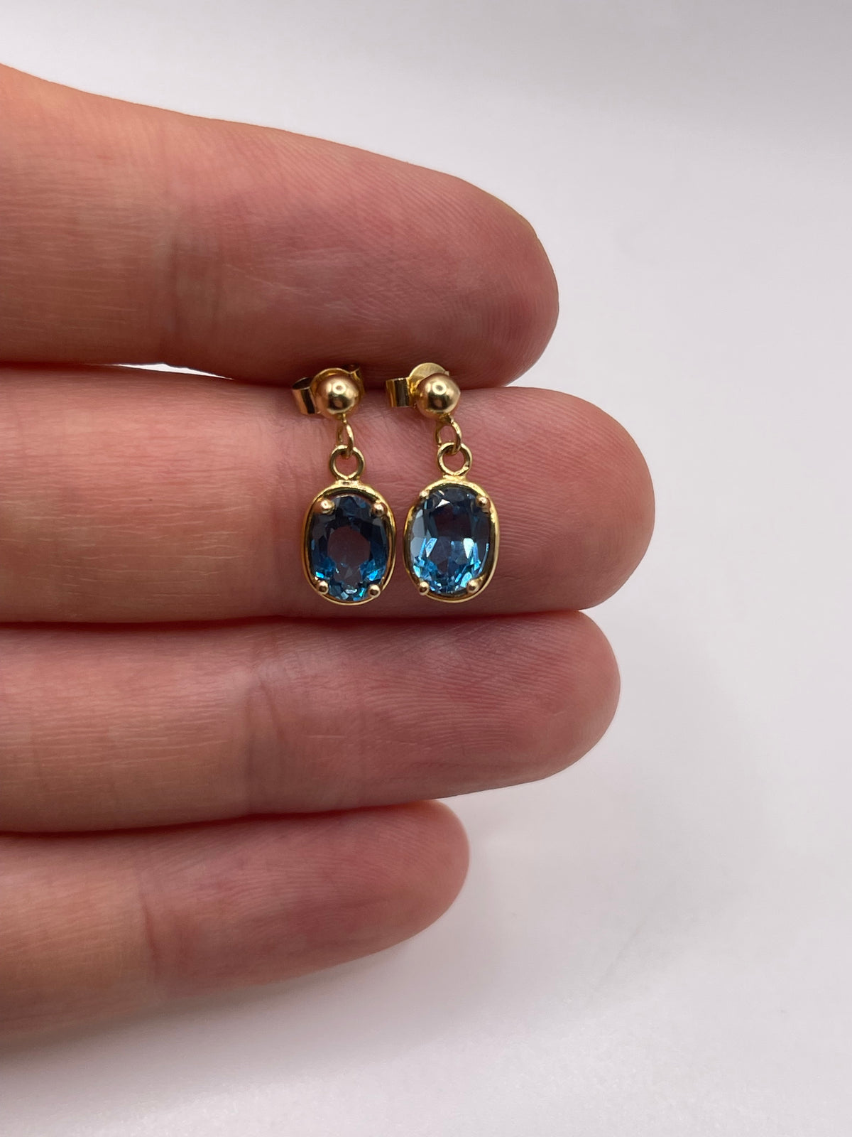 9ct gold topaz earrings