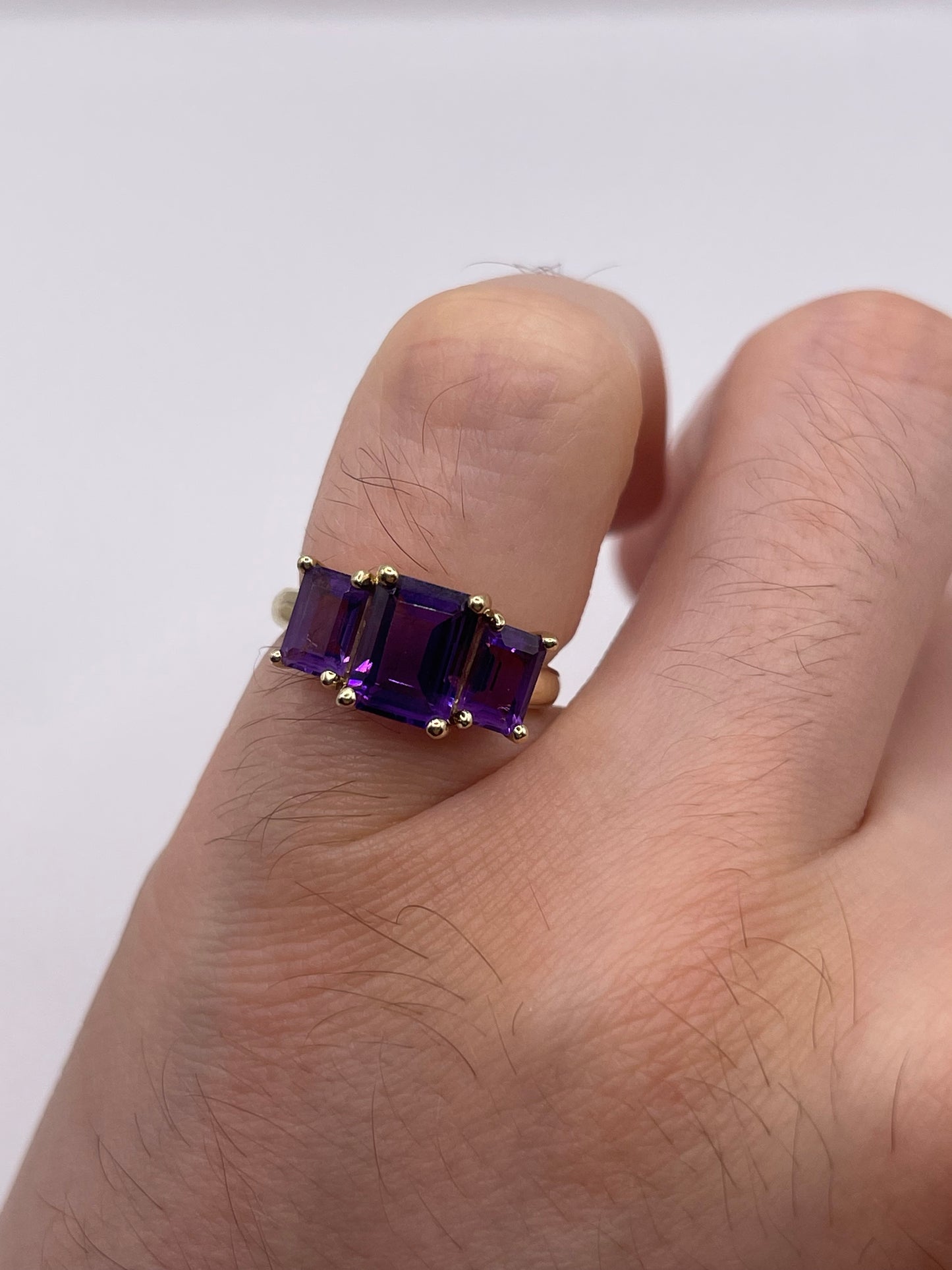 9ct gold amethyst ring
