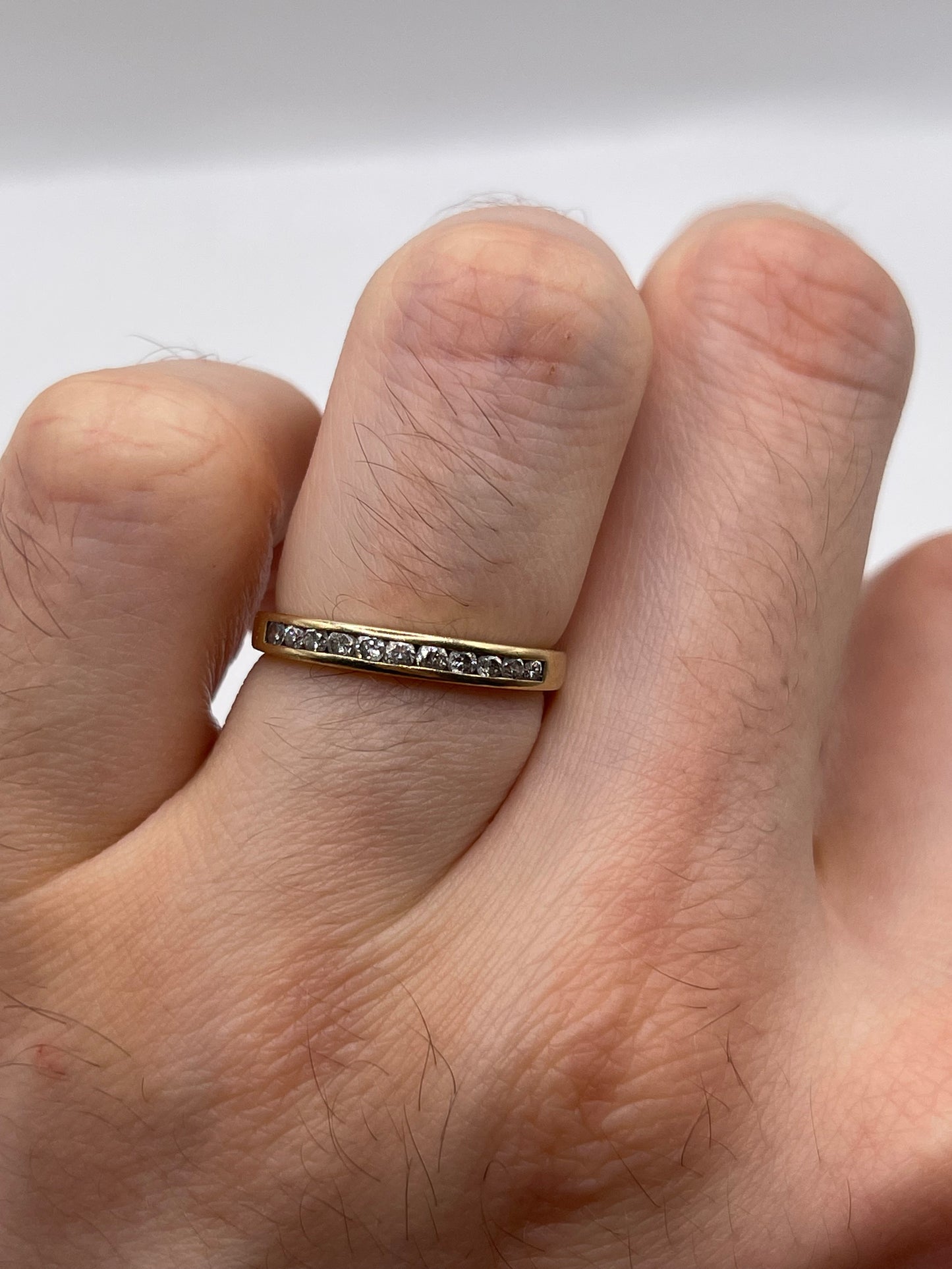 9ct gold diamond ring