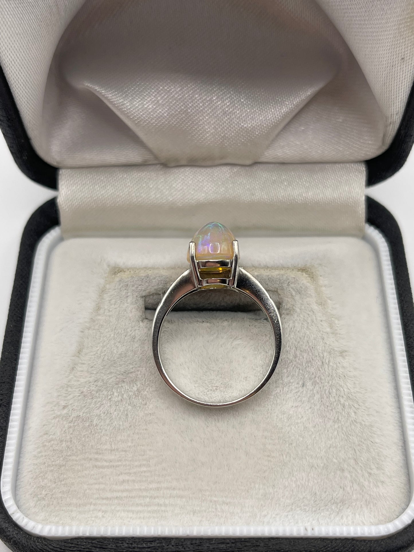 9ct white gold opal and diamond ring