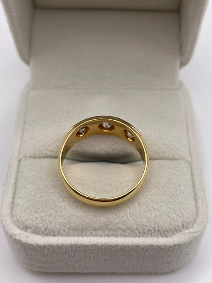 18ct gold diamond gypsy ring
