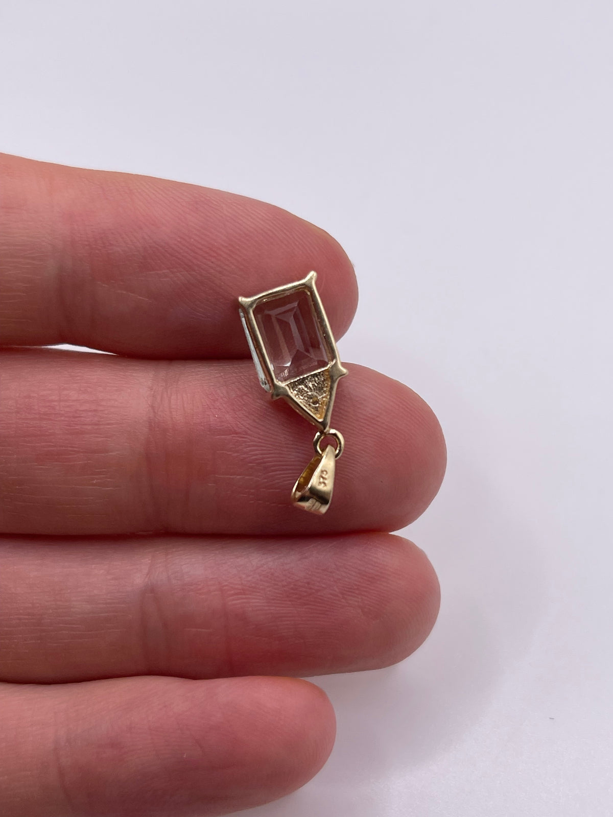 9ct gold green amethyst and diamond pendant