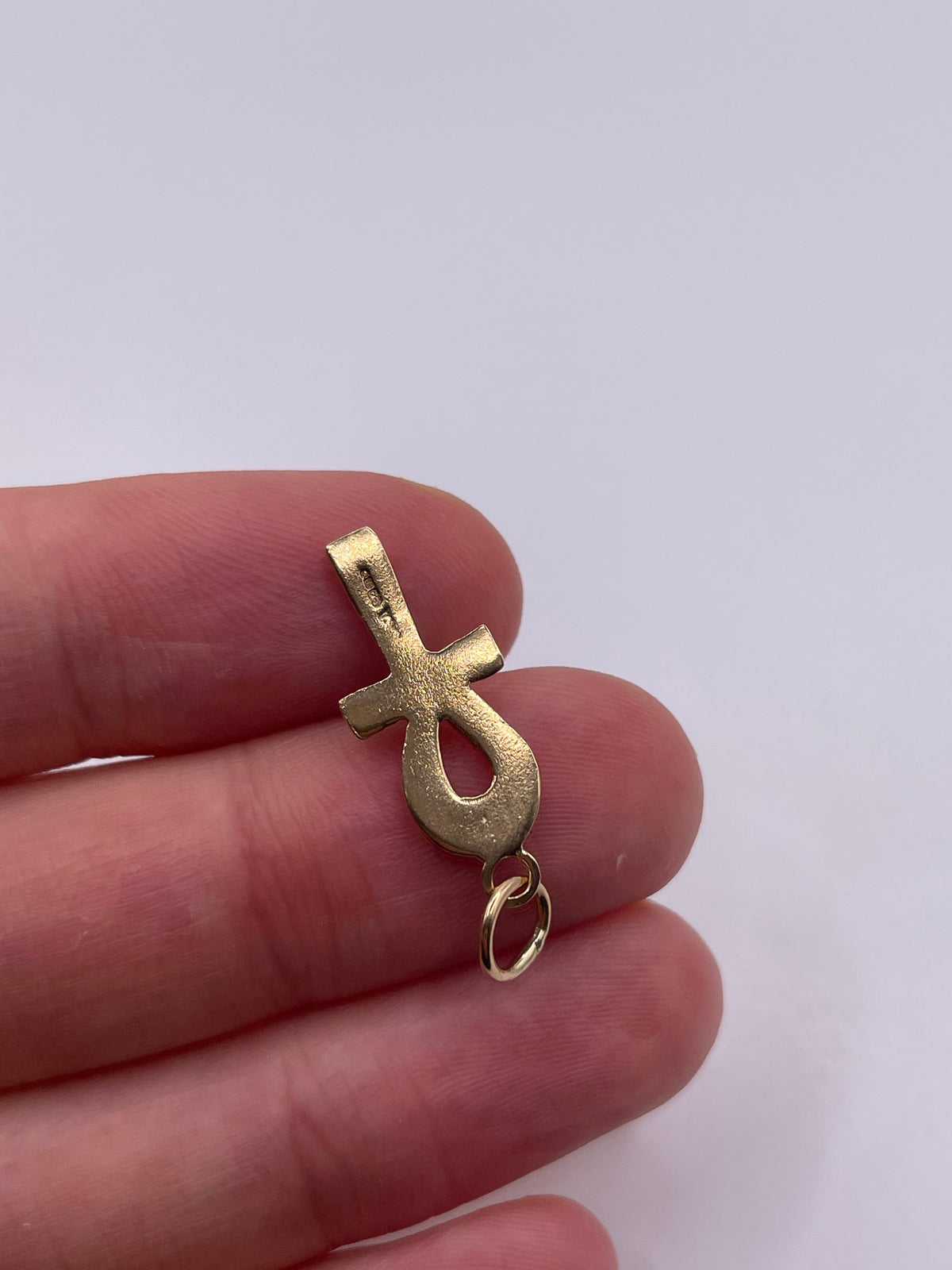9ct gold ankh charm