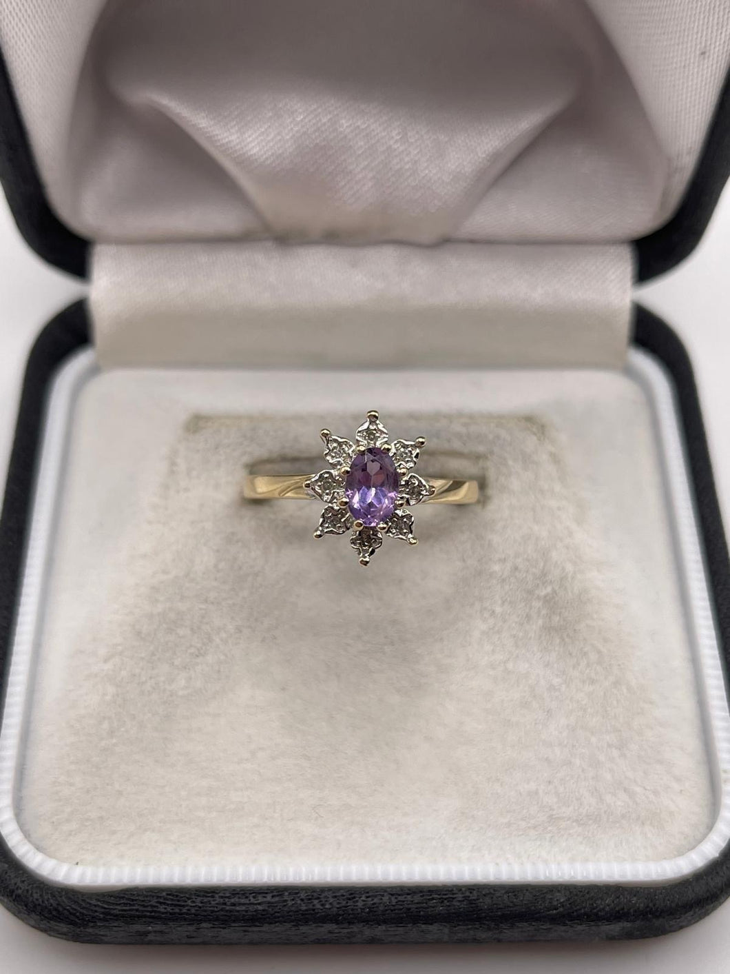 9ct gold amethyst and diamond ring