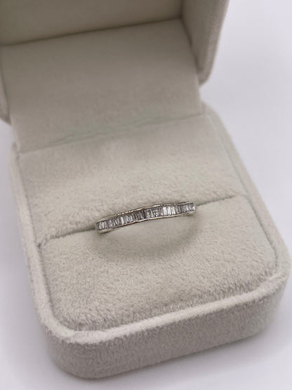 9ct white gold diamond ring