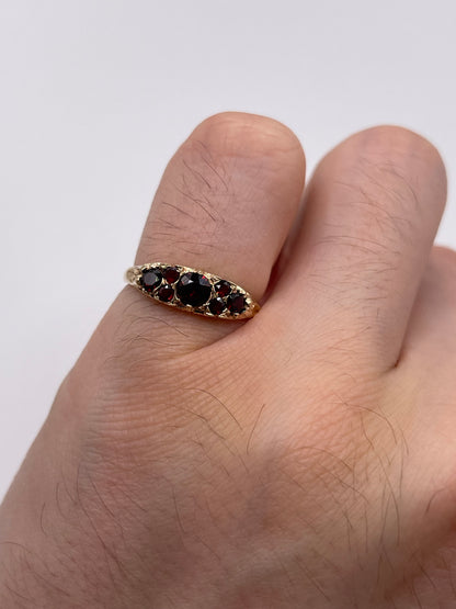 9ct gold garnet cluster ring