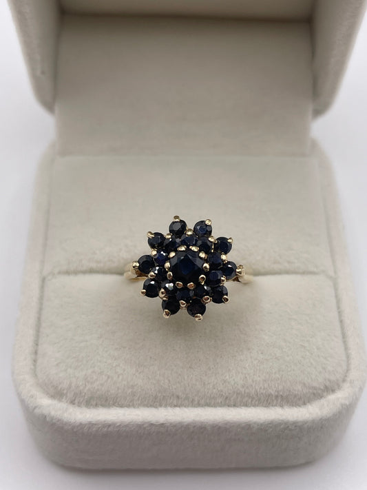 9ct gold sapphire cluster ring