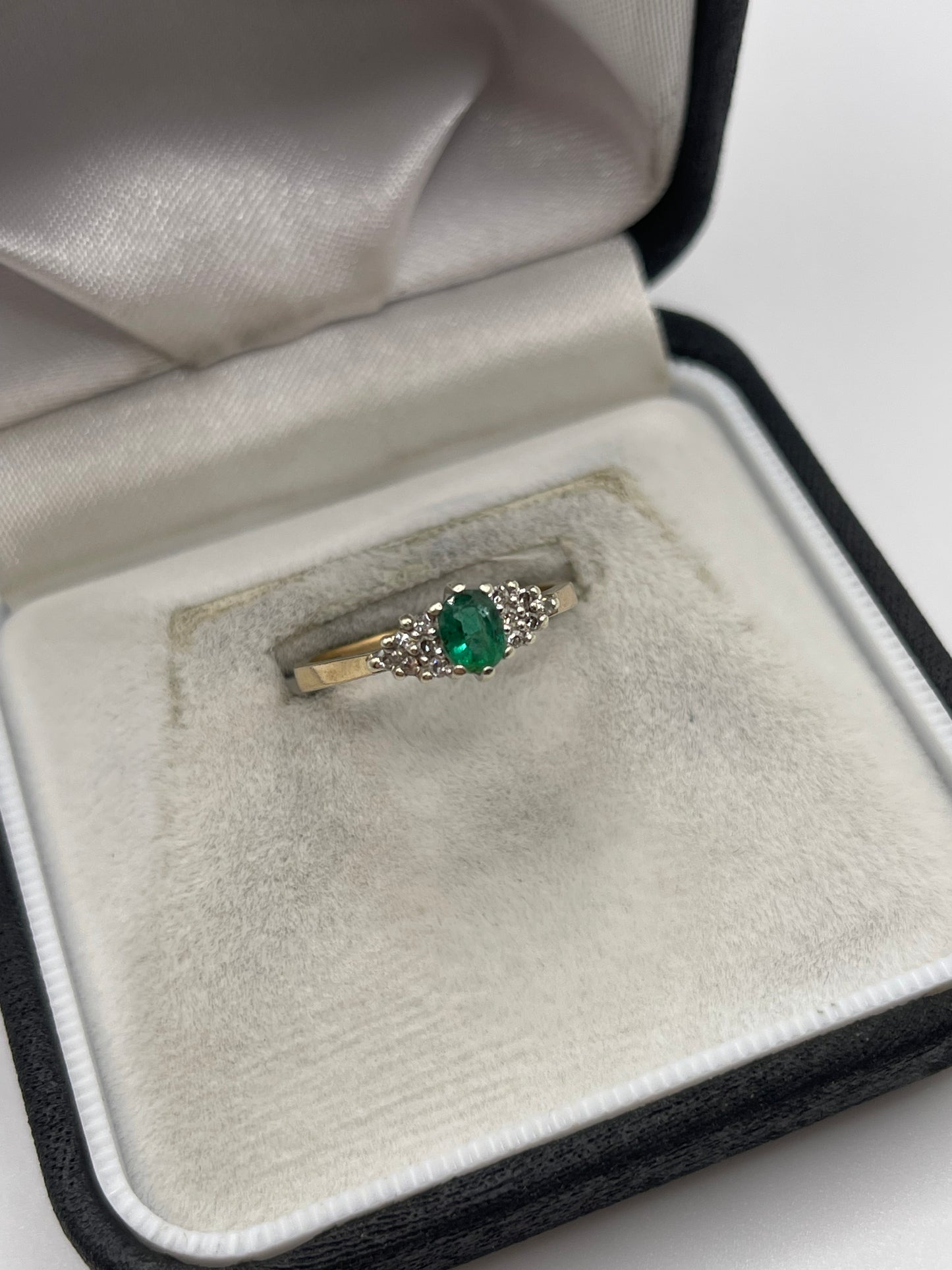 9ct gold emerald and diamond ring