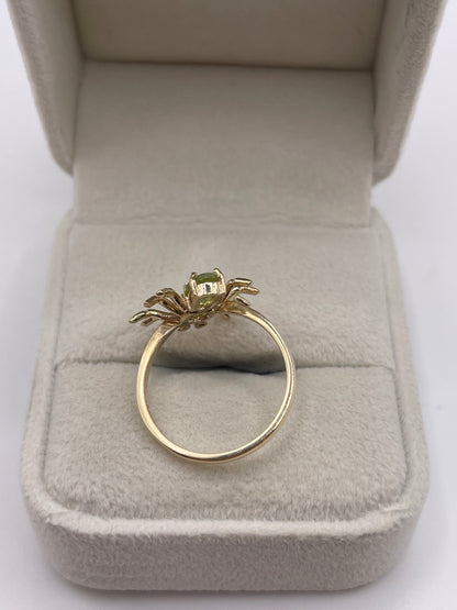 9ct gold peridot and diamond spider ring