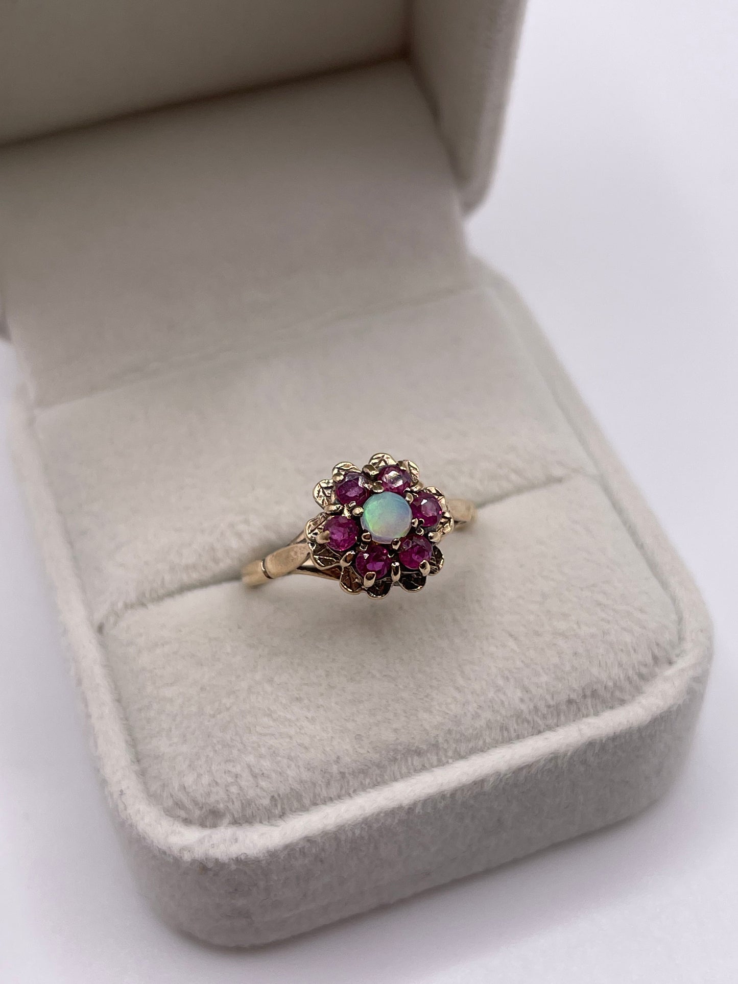 9ct gold opal and ruby ring