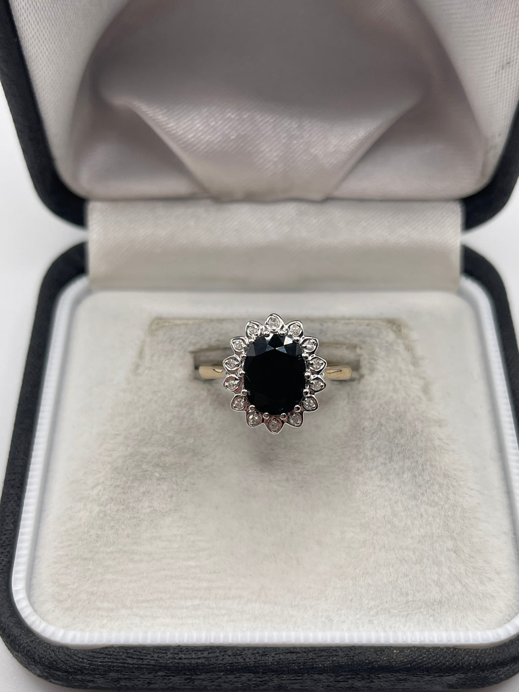 9ct gold sapphire and diamond ring
