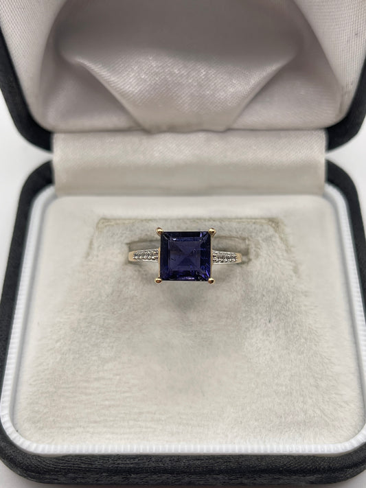 9ct gold iolite and zircon ring