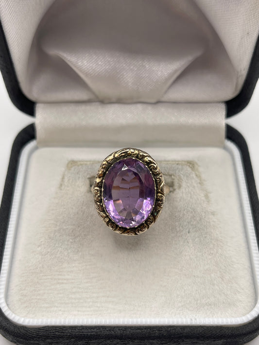 Antique 14ct gold amethyst ring