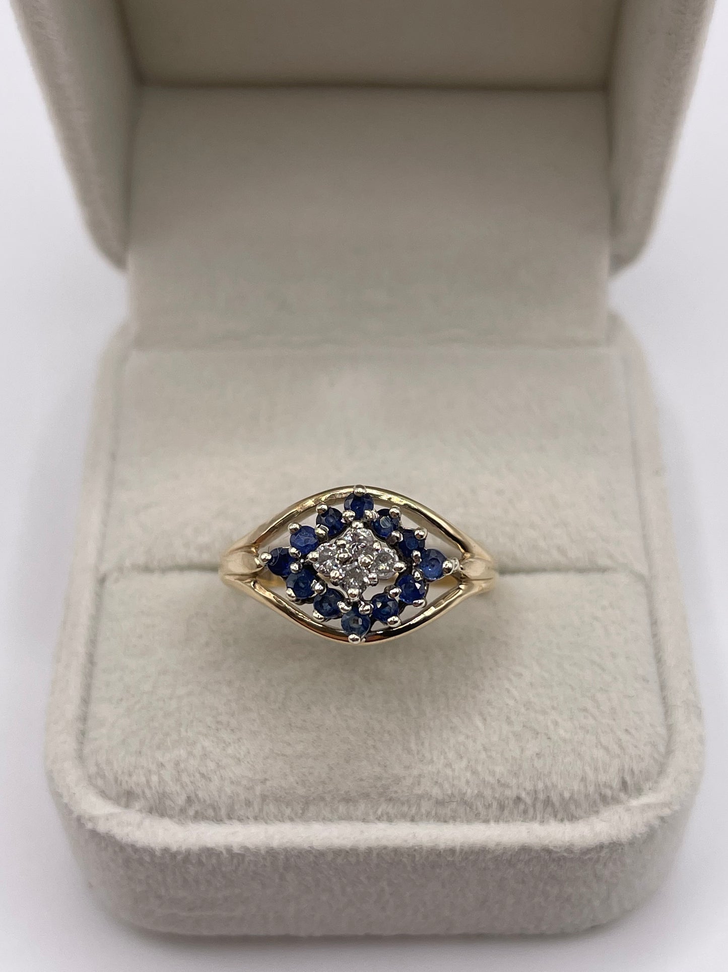 9ct gold sapphire and diamond ring