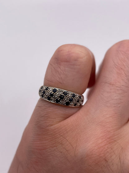 9ct gold sapphire and diamond ring