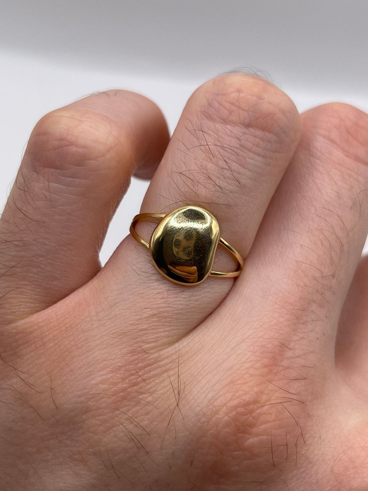 18ct gold ring