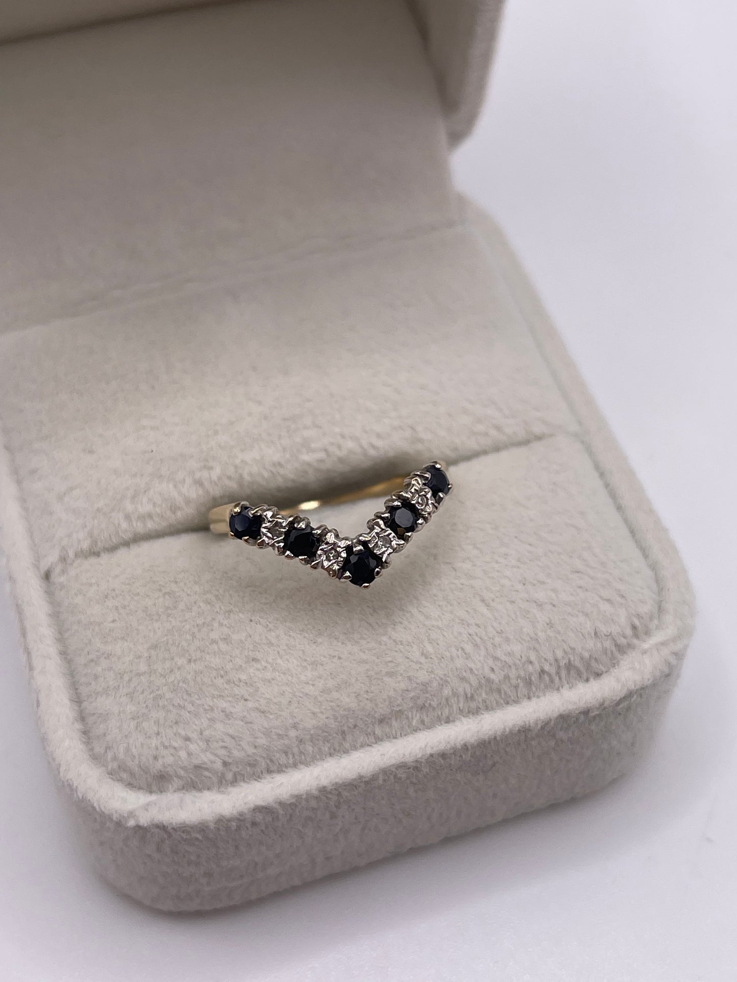 9ct gold sapphire and diamond wishbone ring
