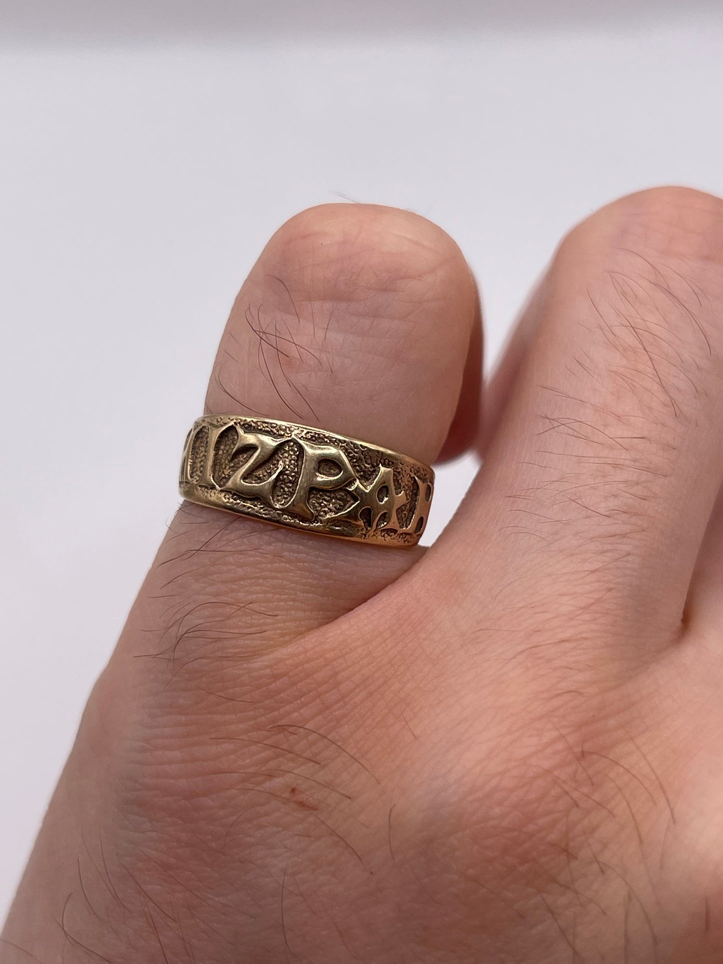 9ct gold mizpah ring