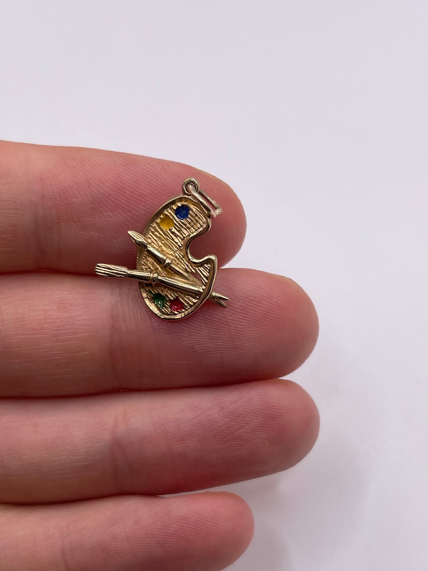 9ct gold painters pallet charm