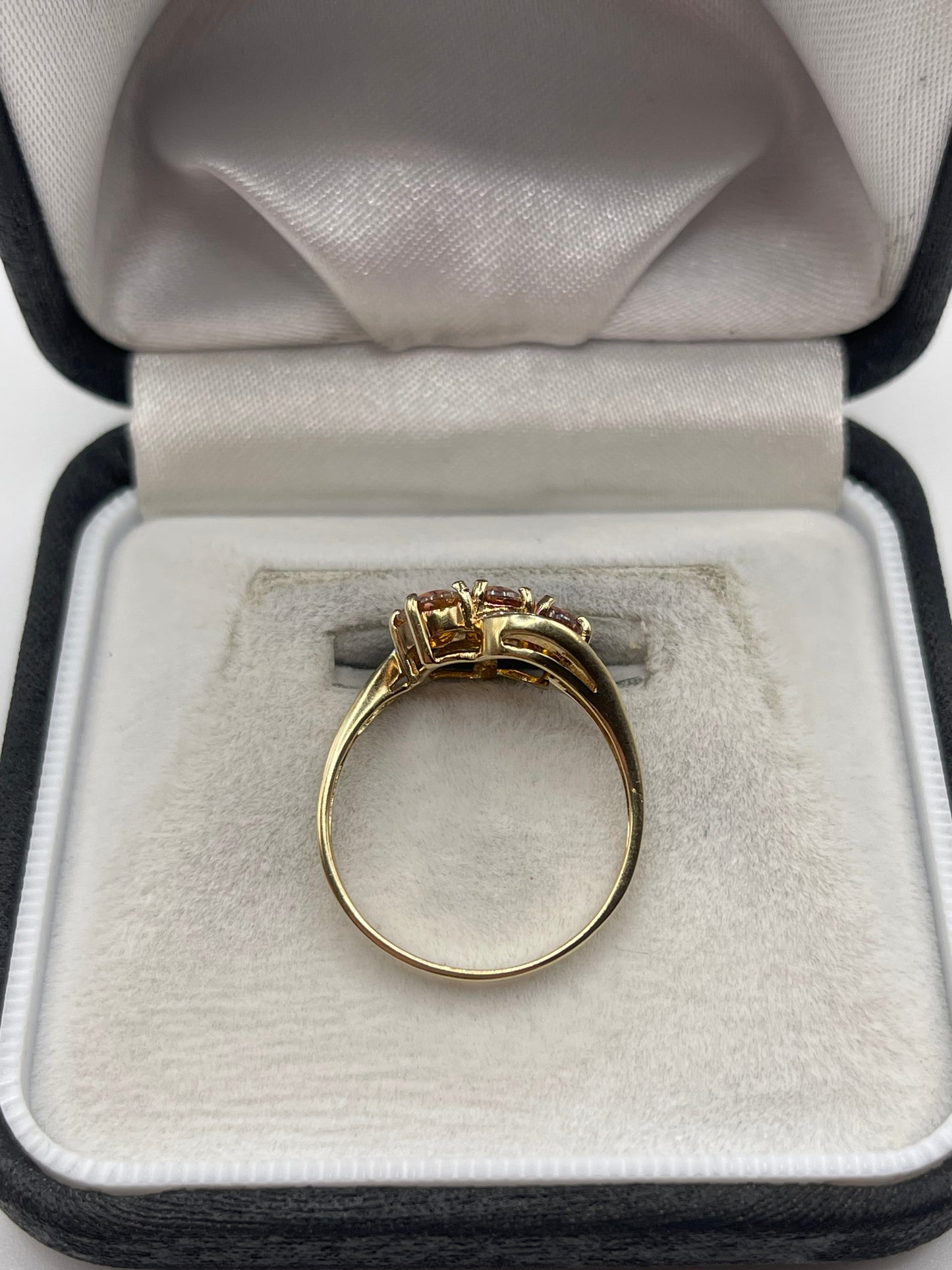 9ct gold topaz and diamond ring