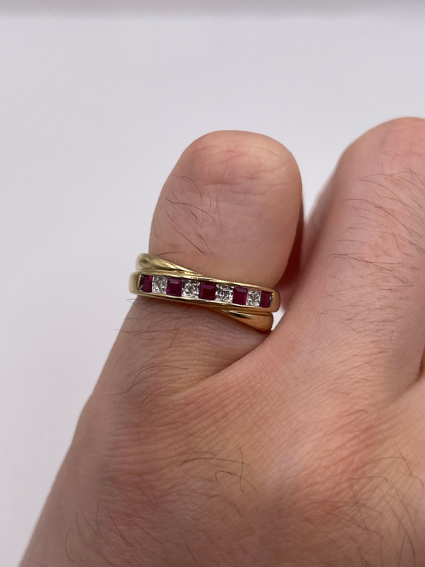 9ct gold ruby and diamond ring