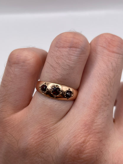 9ct rose gold garnet gypsy ring