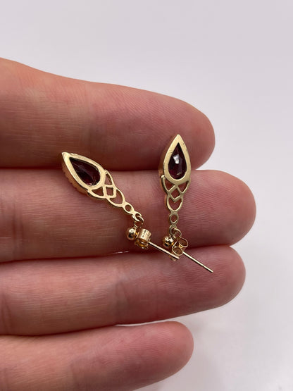9ct gold garnet earrings