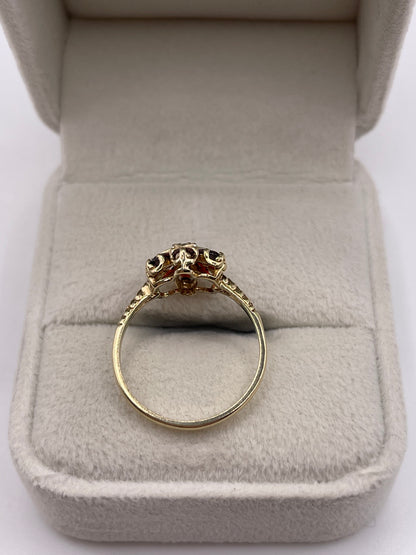 9ct gold garnet cluster ring