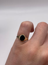 Load image into Gallery viewer, 9ct gold onyx signet ring
