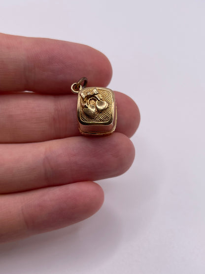 9ct gold engagement ring charm