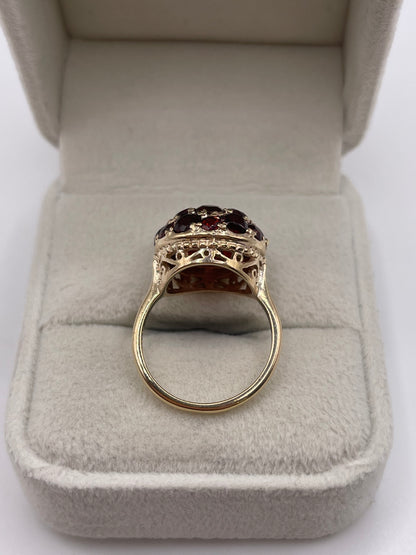 9ct gold garnet cluster ring