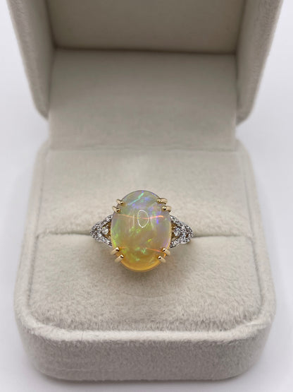 14ct gold opal and diamond ring