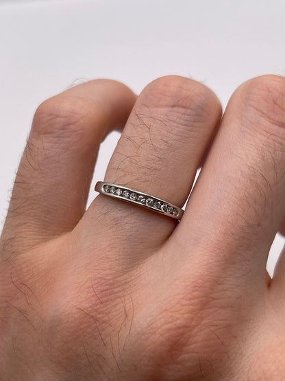 9ct white gold diamond ring